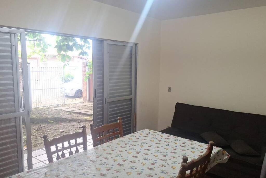 Quarto Para Quatro Pessoas A Duas Quadras Da Praia - Balneario Saint Etienne - Matinhos Bagian luar foto